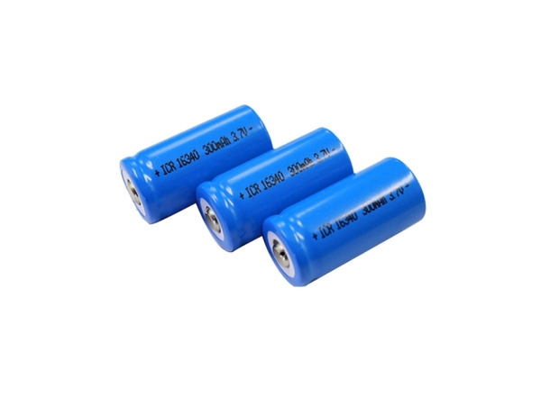 16340 300mAh 3.7V鋰電池充電電池激光筆強(qiáng)光手電筒電池1